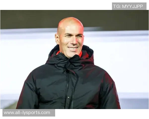 不同国家队父子档盘点卢卡库齐达内维阿父子同台竞技