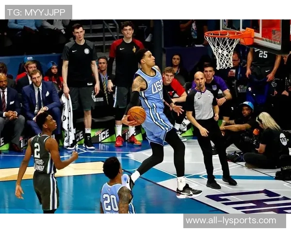 库兹马上半场表现抢眼9投7中砍下18分并罚球5中4助球队争胜