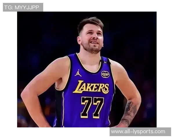 东契奇本赛季罚球突破500个领跑联盟亚历山大紧随其后哈登位列第四